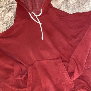 Red oversized hoodie cropped
